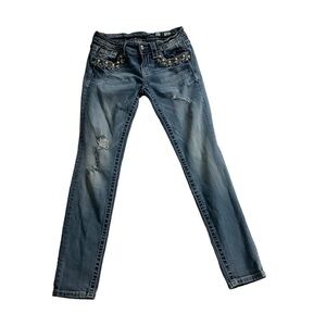 Miss Me Signature Skinny Medium Wash Jeans Size 27